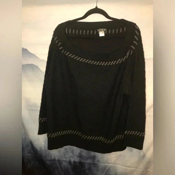 Contrast Stitch Sweater - Picture 14 of 14